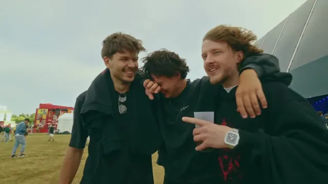 Fukaj feat. Kacperczyk – Potwory z szafy
